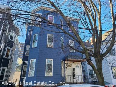 Main picture of 90 Gilman St