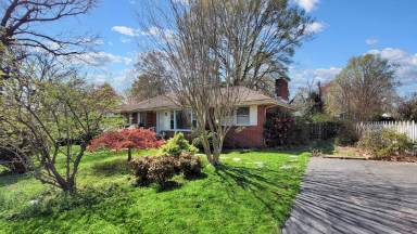 Main picture of 5411 Windingbrook Rd