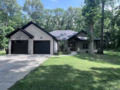 Main picture of 206 Bridgewood Dr
