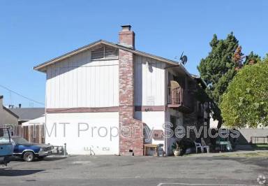 Main picture of 8611 Acapulco Way