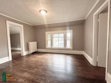 Main picture of 3434 Oliver Ave N