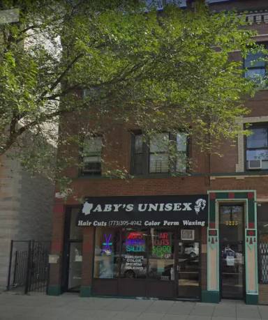 Main picture of 3233 W Fullerton Ave