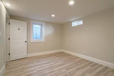 Main picture of 10490 W Dakota Ave