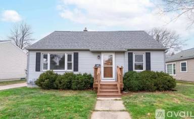 Main picture of 324 McKinley St