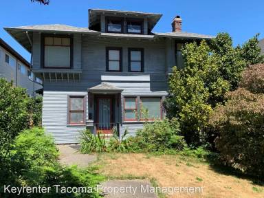 Main picture of 215 N G St