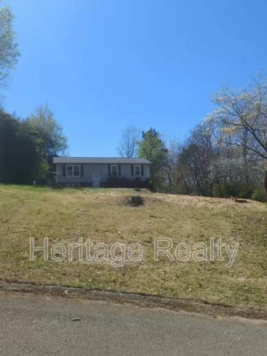 Main picture of 1304 E Woodshire Dr