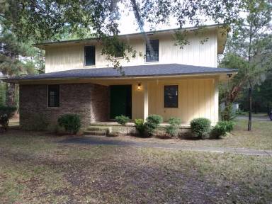 Main picture of 2554 Riverside Rd