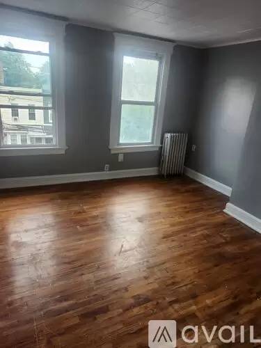 Main picture of 40 Wakeman Ave
