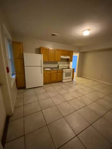 Main picture of 12-20 Rockville Street, Hartford, CT 06112 - 12C