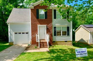 Main picture of 5 Hampton Ridge Dr