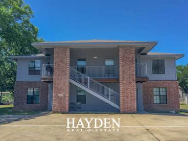 Main picture of 355 Oak - D