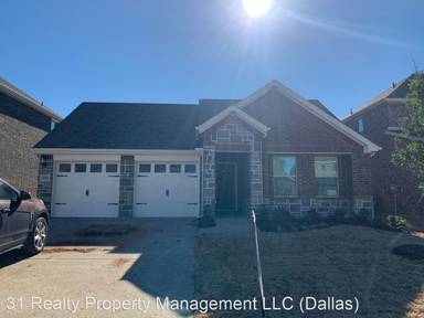 Main picture of 208 Fieldstone Dr
