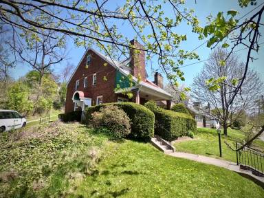 Main picture of 5437 Wilkins Ave