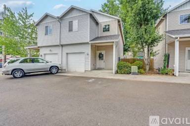 Main picture of 4904 SE 122nd Ave