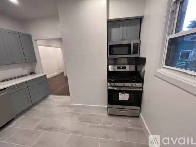 Main picture of 91 08 110 St