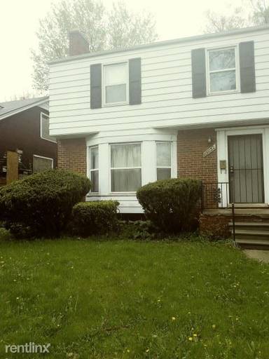 Main picture of 15032 Evanston St
