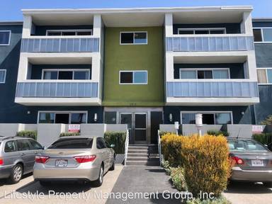 Main picture of 3815 3rd Ave