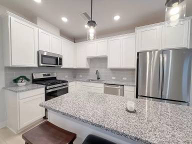 Main picture of 11102 Quantum Ct