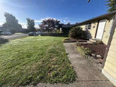 Main picture of 206 Blair Dr