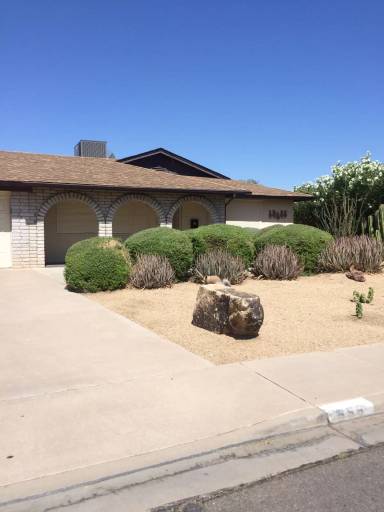 Main picture of 558 S Valencia