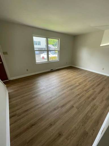 Main picture of 29 Pine Dr