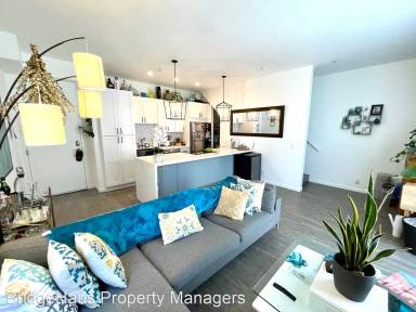 Main picture of 908 G St