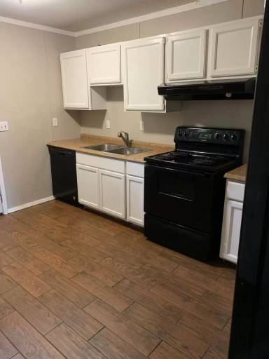 Main picture of 923-925 Meadowlark Cir