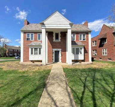 Main picture of 1786 King Ave