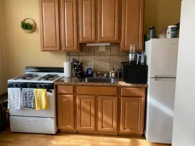 Main picture of 1048 Church St