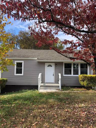 Main picture of 2747 Sunset Ave