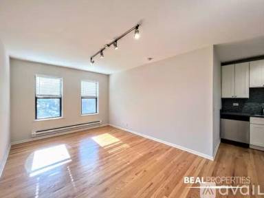 Main picture of 2834 W Palmer St