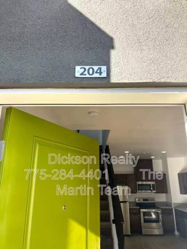 Main picture of 2788 Plumas St