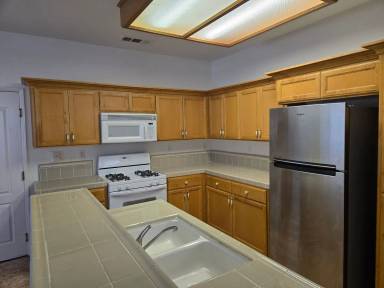 Main picture of 3621 S Bollinger Ct