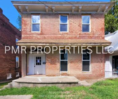 Main picture of 206 S 14th St