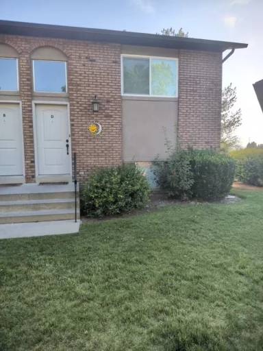 Main picture of 1445 N Amiron Way
