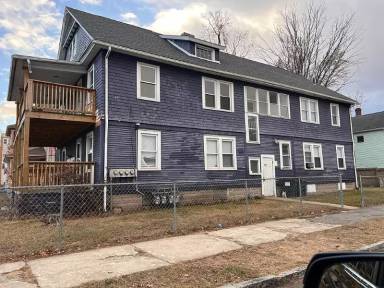Main picture of 310 Oakland St