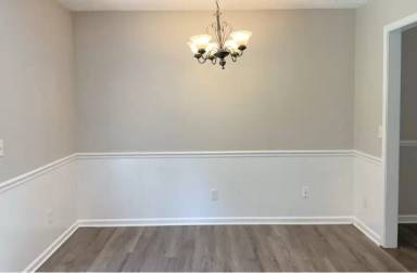 Main picture of 715 N Walnut St