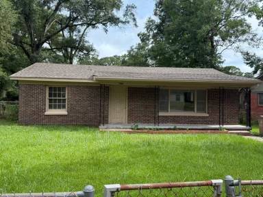 Main picture of 2207 Webb Ave