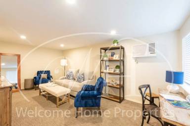 Main picture of 211 SE 3rd St