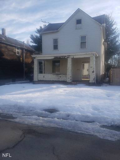 Main picture of 508 Watkins St
