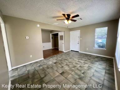 Main picture of 302 Vieux Orleans Cir