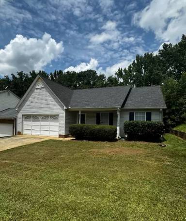 Main picture of 100 Clear Lake Dr