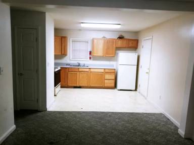 Main picture of 843 Jefferson St