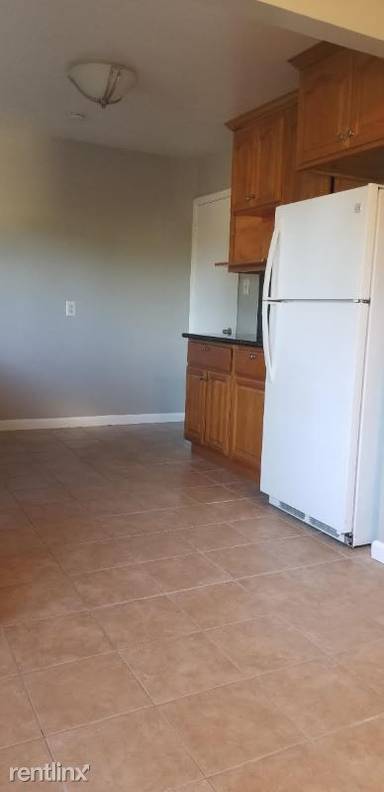 Main picture of 851 Roble Ave