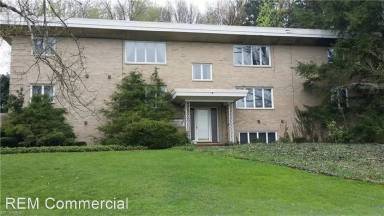 Main picture of 808 39th St NE
