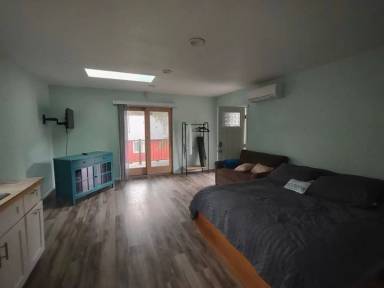 Main picture of 186 Ocean Blvd
