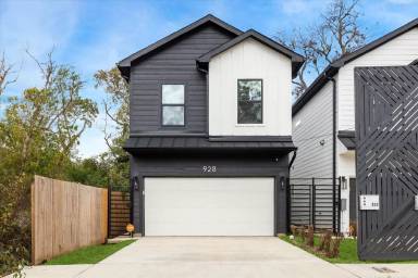 Main picture of 928 Granville Dr