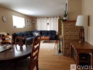 Main picture of 121 Grove Ave