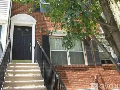 Main picture of 63 Marrow St