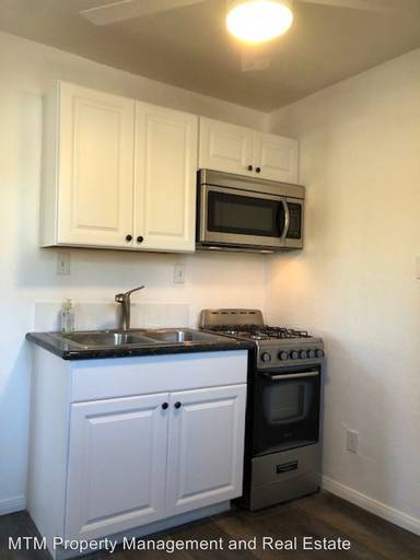 Main picture of 8323 Fresno Ave